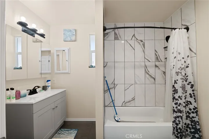 ADU Full Bathroom