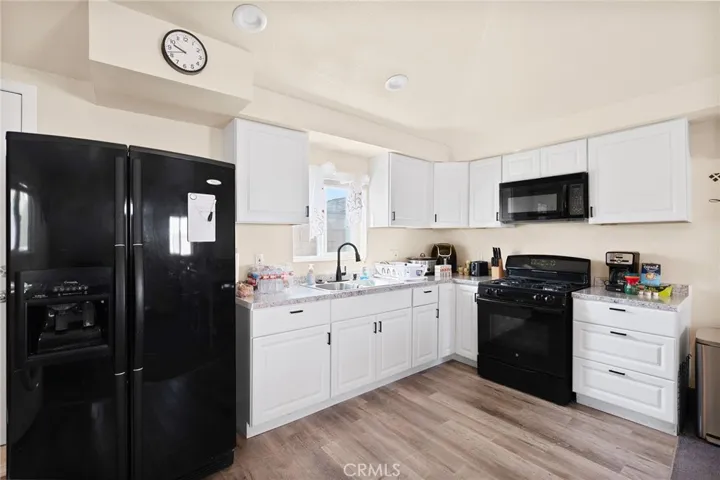 2046 W 112th, Los Angeles, California 90047