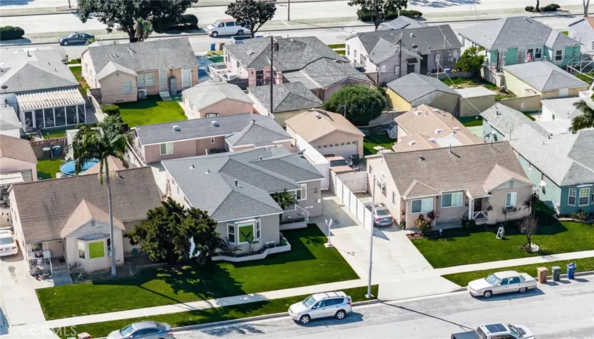 2046 W 112th, Los Angeles, California 90047