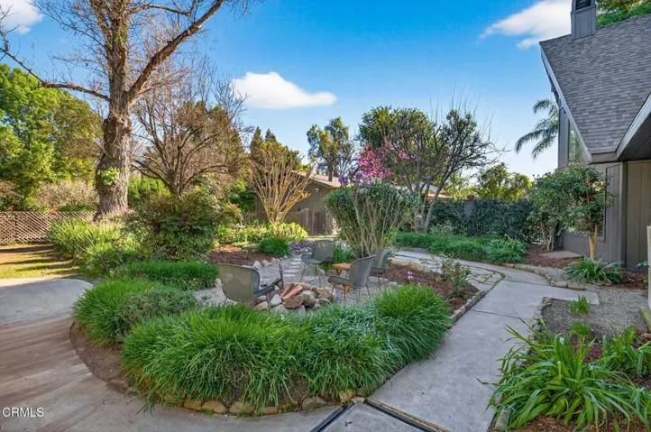 22 14-web-or-mls-UpmarketMedia-1015WElRo