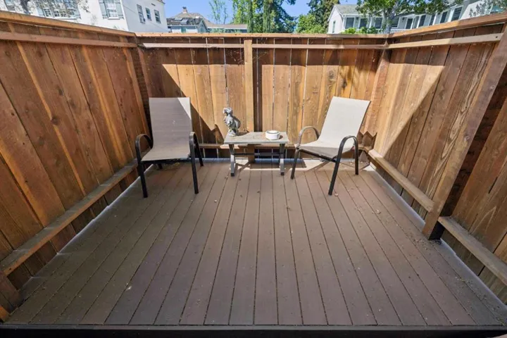 270 Everett Avenue, Palo Alto, California 94301