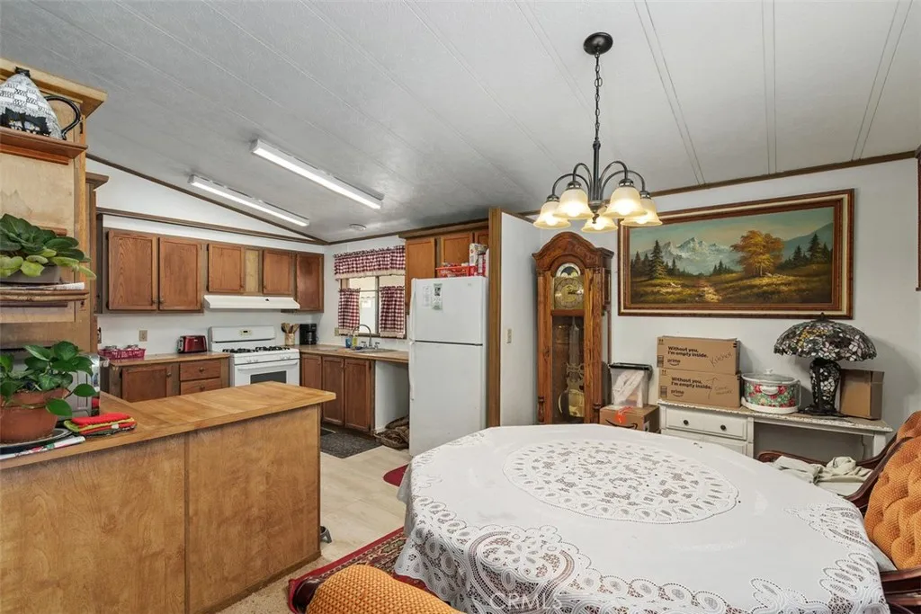 Dining Room 2