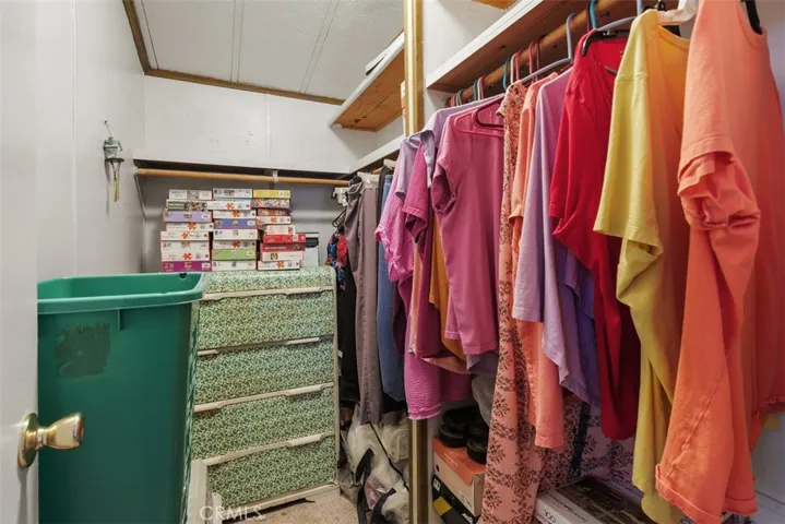 Main Suite Walk-in Closet