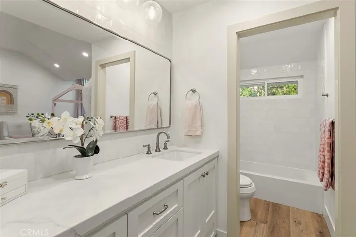 Primary Ensuite Bath 2