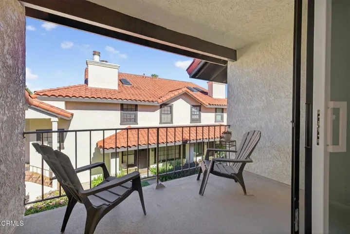 25-web-or-mls-UpmarketMedia-2277Mar-016
