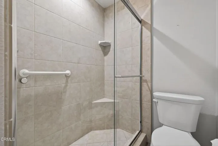 24-web-or-mls-UpmarketMedia-2277Mar-015