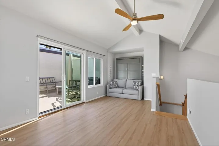 38-web-or-mls-UpmarketMedia-2277Mar-055