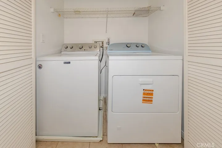 Laundry Closet / included Washer/Dryer