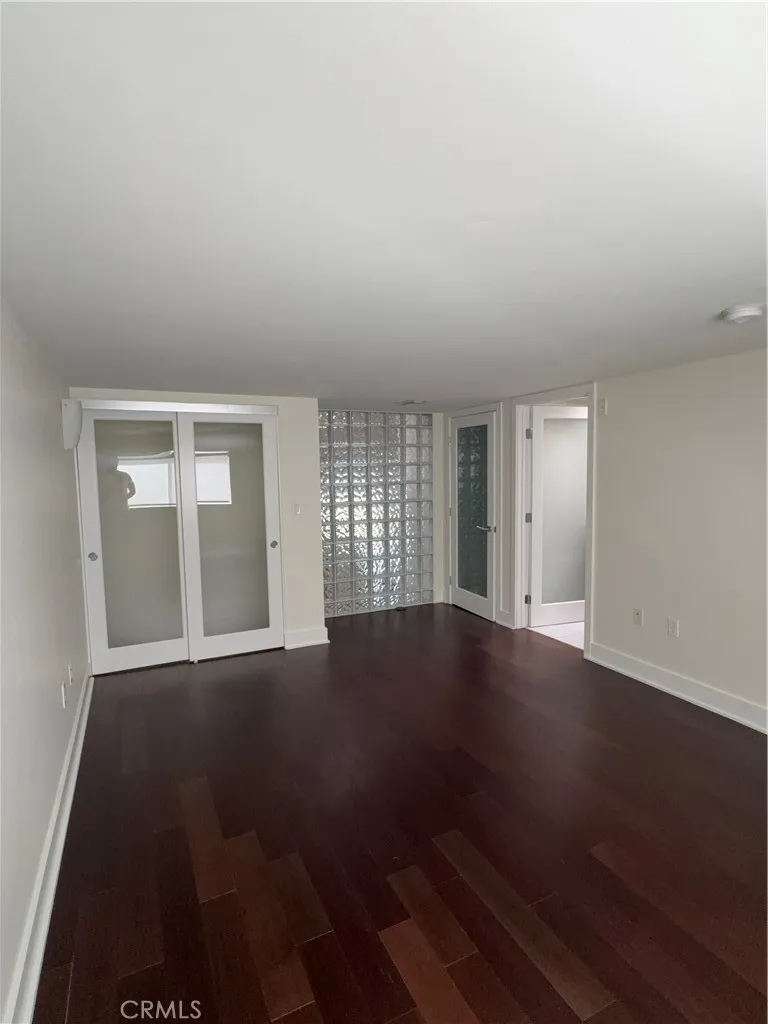 Upstairs 3rd Bedroom private bath.