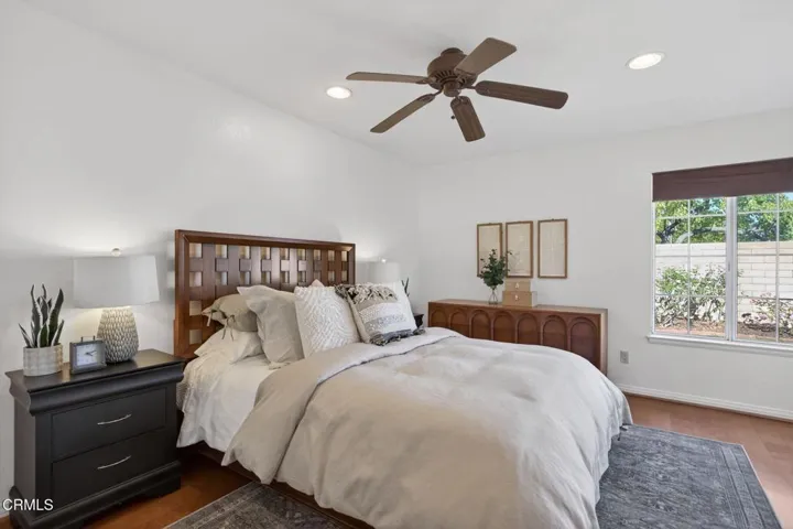 23-web-or-mls-Upmarket Media-2177Eas067