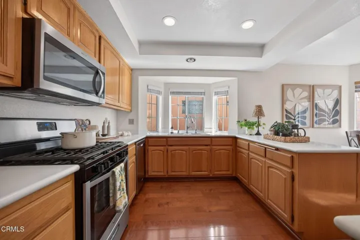 14-web-or-mls-Upmarket Media-2177Eas041