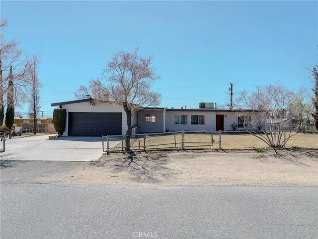 15801 Malpais Lane, Victorville, California 92394