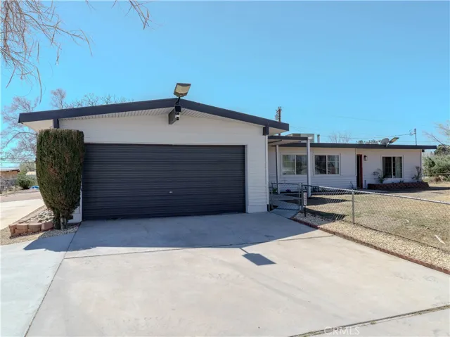 15801 Malpais Lane, Victorville, California 92394