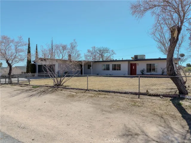 15801 Malpais Lane, Victorville, California 92394