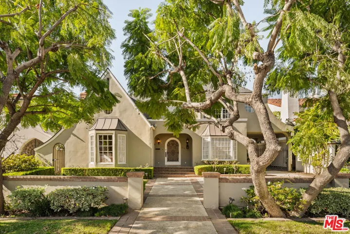 215 S Mccarty Drive, Beverly Hills, California 90212