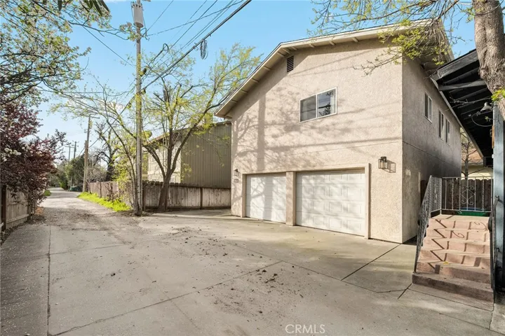 133 W 3rd