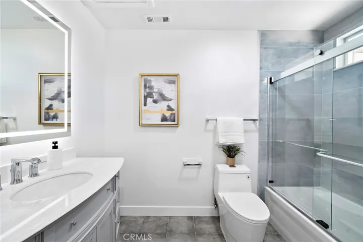 Bedroom 4 Ensuite