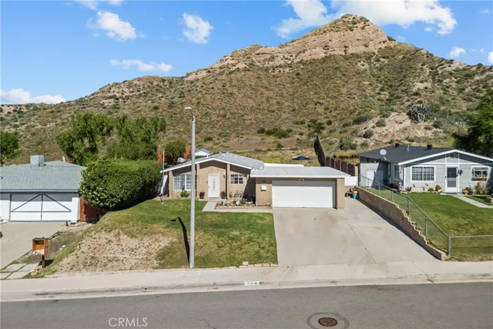 14845 Canna Valley, Canyon Country, California 91387