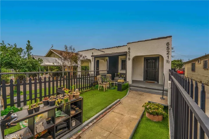 6519 Denver Avenue, Los Angeles, California 90044