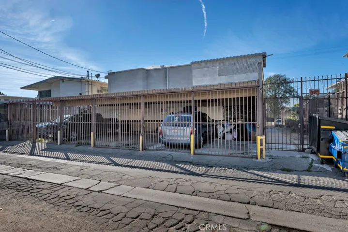 17945 Roscoe Blvd, Northridge, California 91325