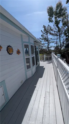 Side deck