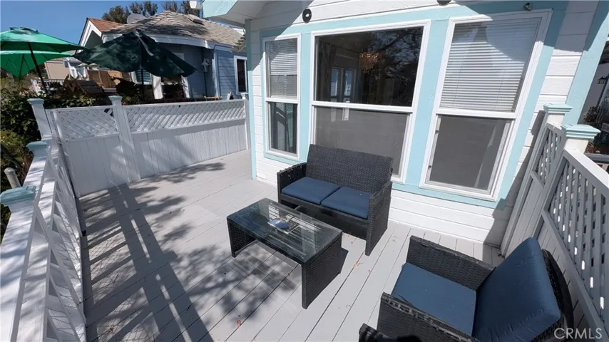 Rear patio deck