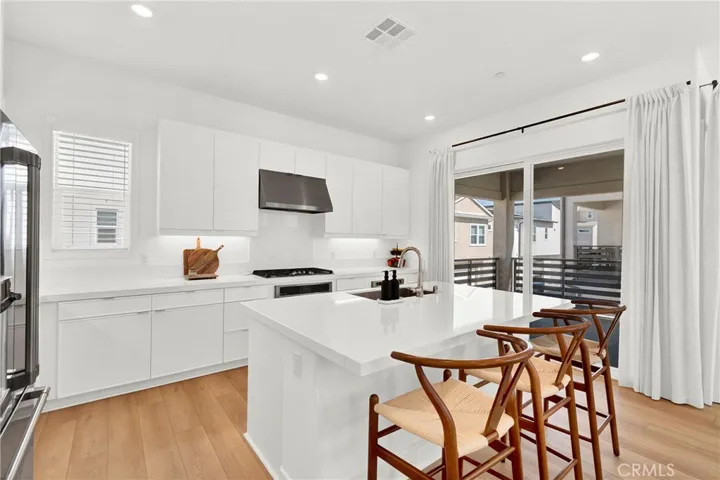 74 Dudley, Irvine, California 92618