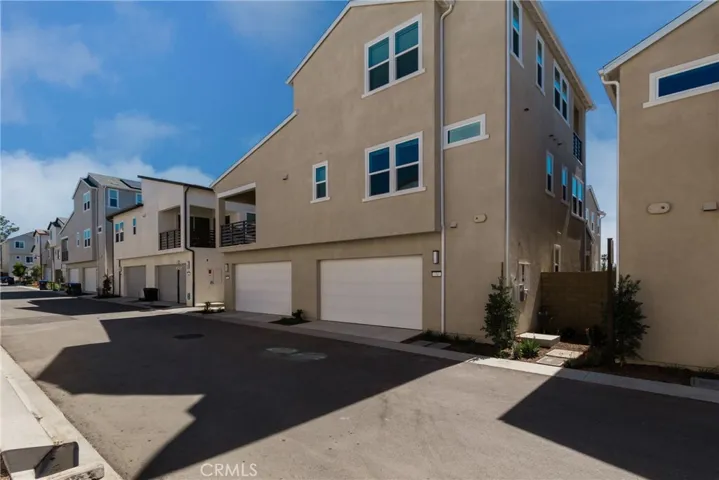 74 Dudley, Irvine, California 92618