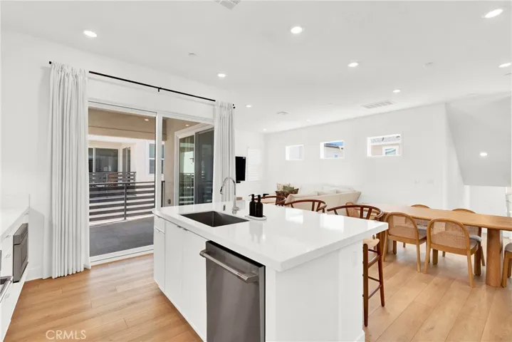 74 Dudley, Irvine, California 92618