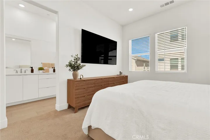 74 Dudley, Irvine, California 92618