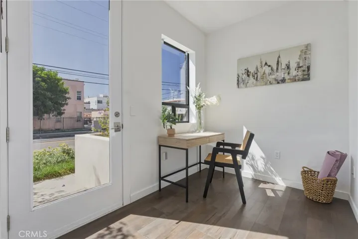 1301 Tamarind Avenue, Hollywood, California 90028