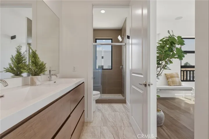 1301 Tamarind Avenue, Hollywood, California 90028