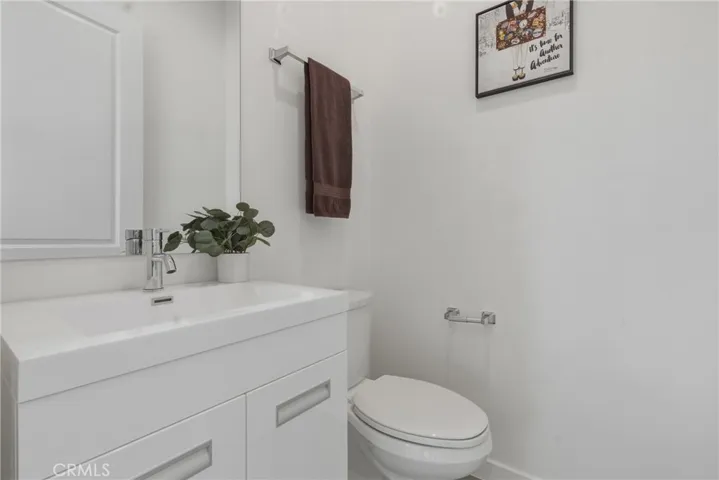 1301 Tamarind Avenue, Hollywood, California 90028