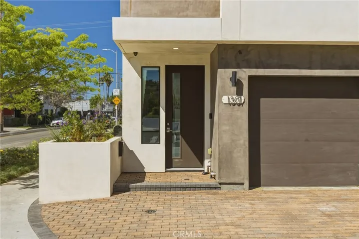1301 Tamarind Avenue, Hollywood, California 90028