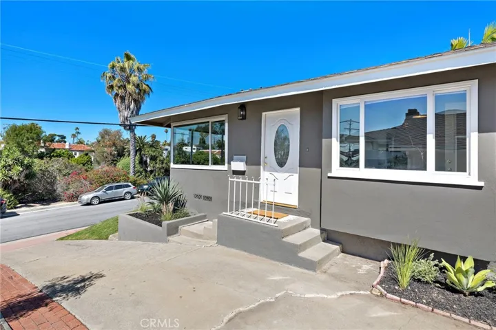 211 Trafalgar Ln, San Clemente, California 92672