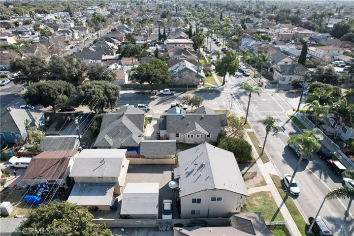 313 S Broadway, Santa Ana, California 92701