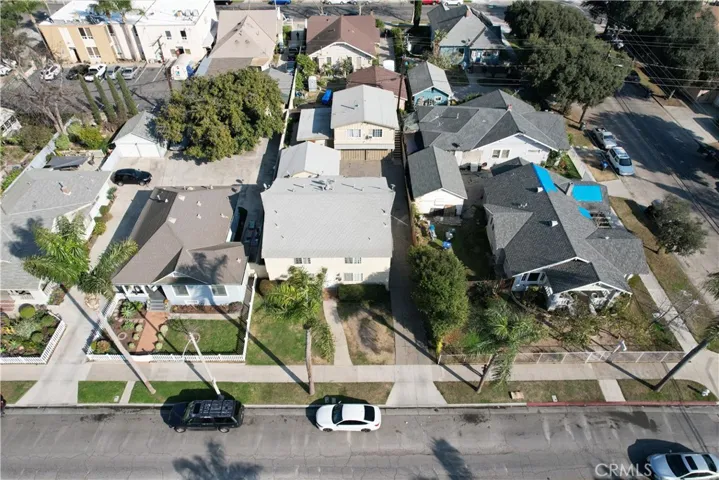 313 S Broadway, Santa Ana, California 92701