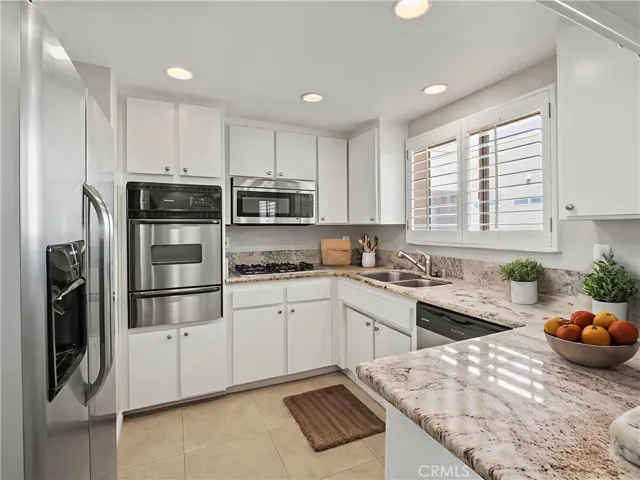 Virtual Staging KITCHEN