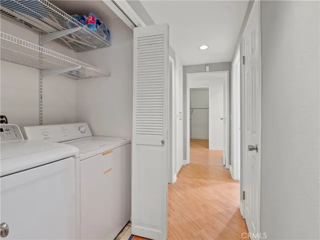 LAUNDRY AREA