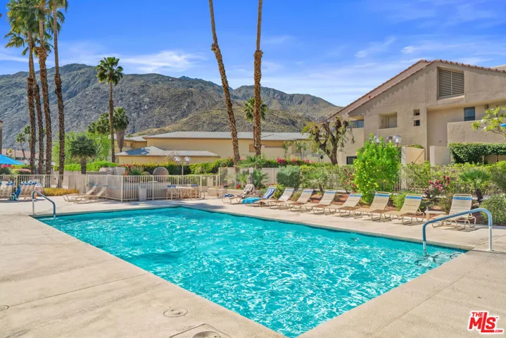 Pool 1