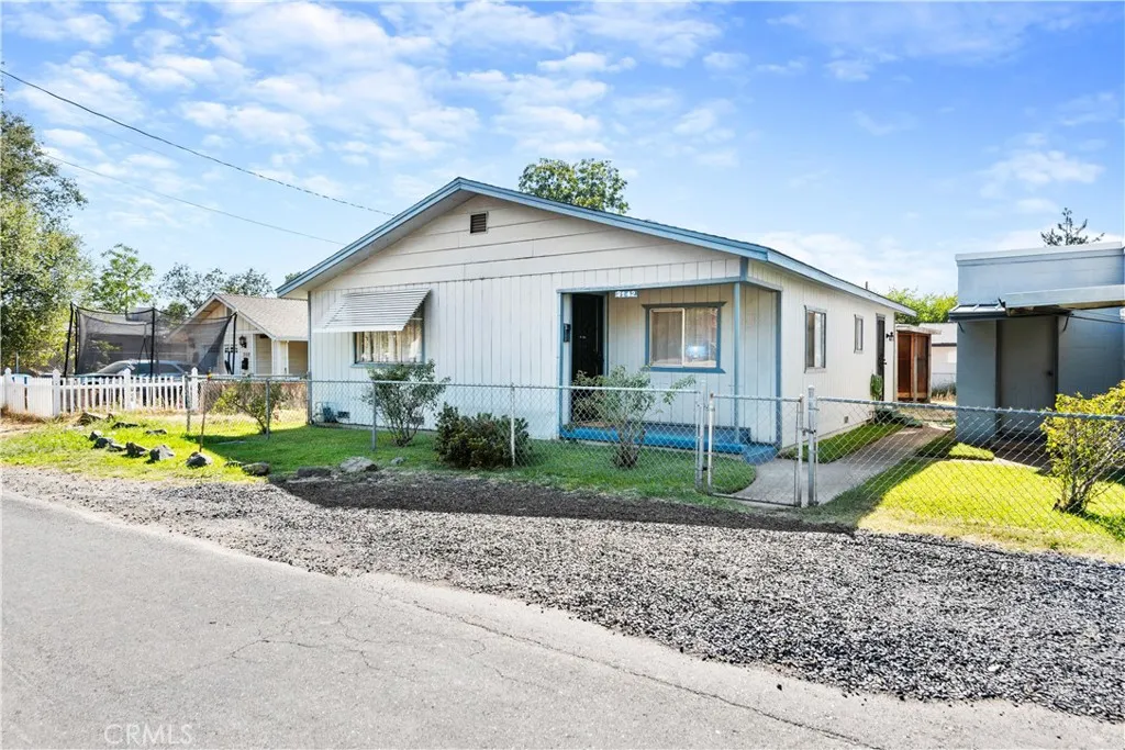 3142 Burlington, Oroville, California 95966 — photo 4