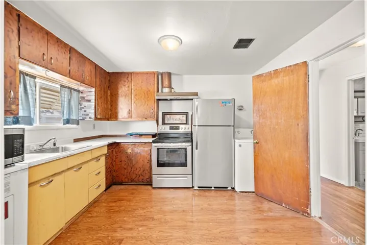3142 Burlington, Oroville, California 95966