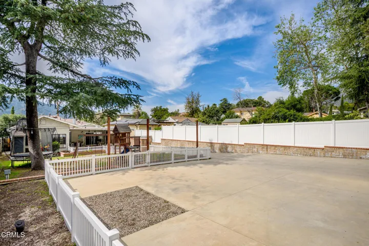 4312 Briggs Ave.