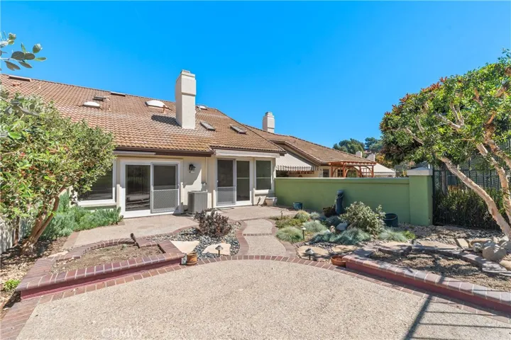 Oversize Private backyard