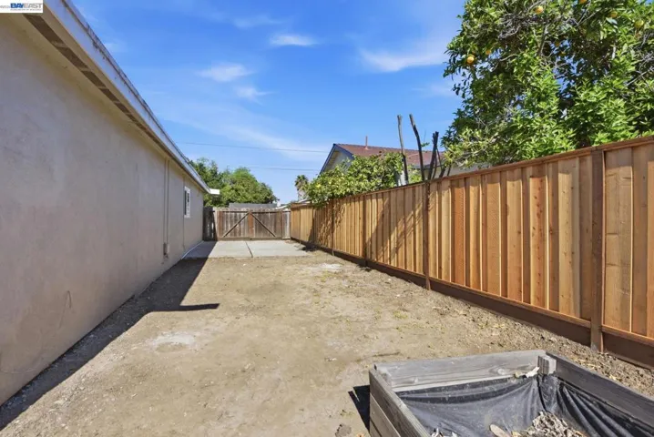 4498 Ladner St, Fremont, California 94538