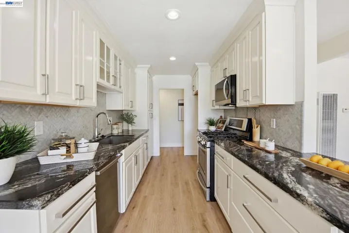 4498 Ladner St, Fremont, California 94538