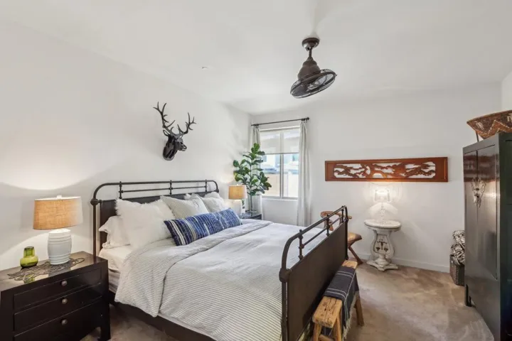 04-GuestBed-3
