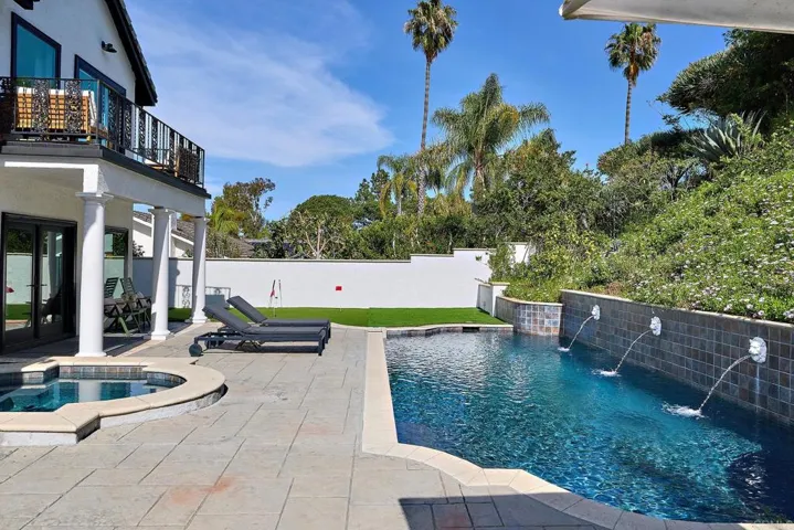 2739 Argonauta Street, Carlsbad, California 92009