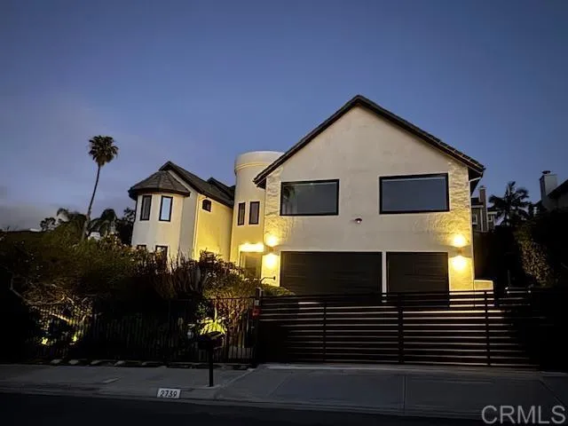 2739 Argonauta Street, Carlsbad, California 92009