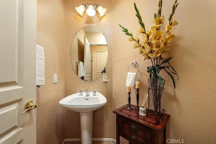 1st Floor bathroom